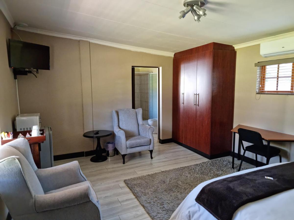Heimat Guesthouse Welkom Bagian luar foto