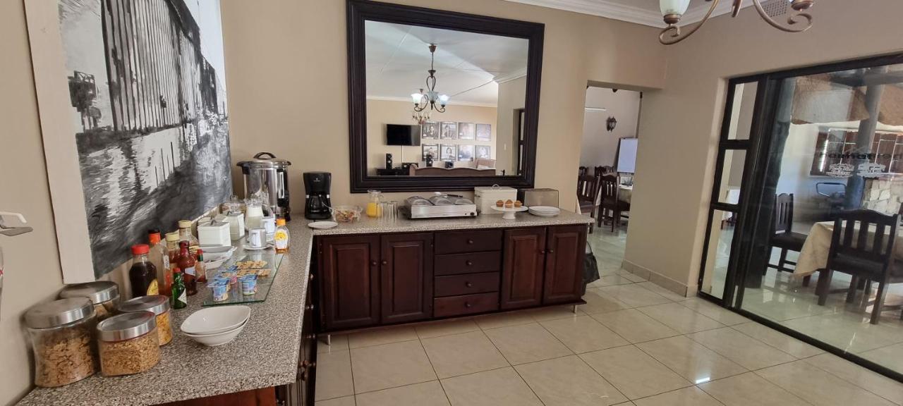 Heimat Guesthouse Welkom Bagian luar foto