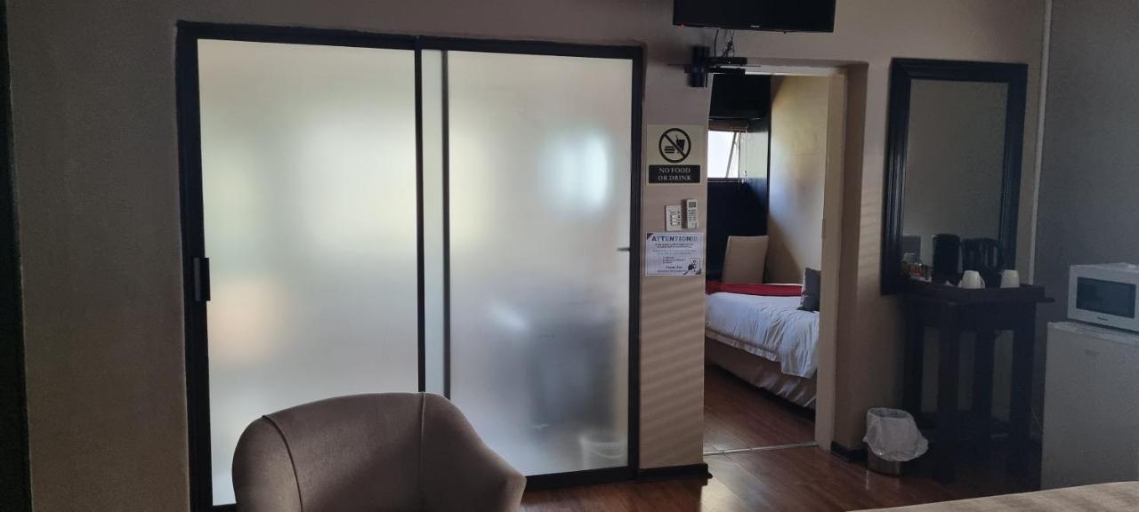 Heimat Guesthouse Welkom Bagian luar foto