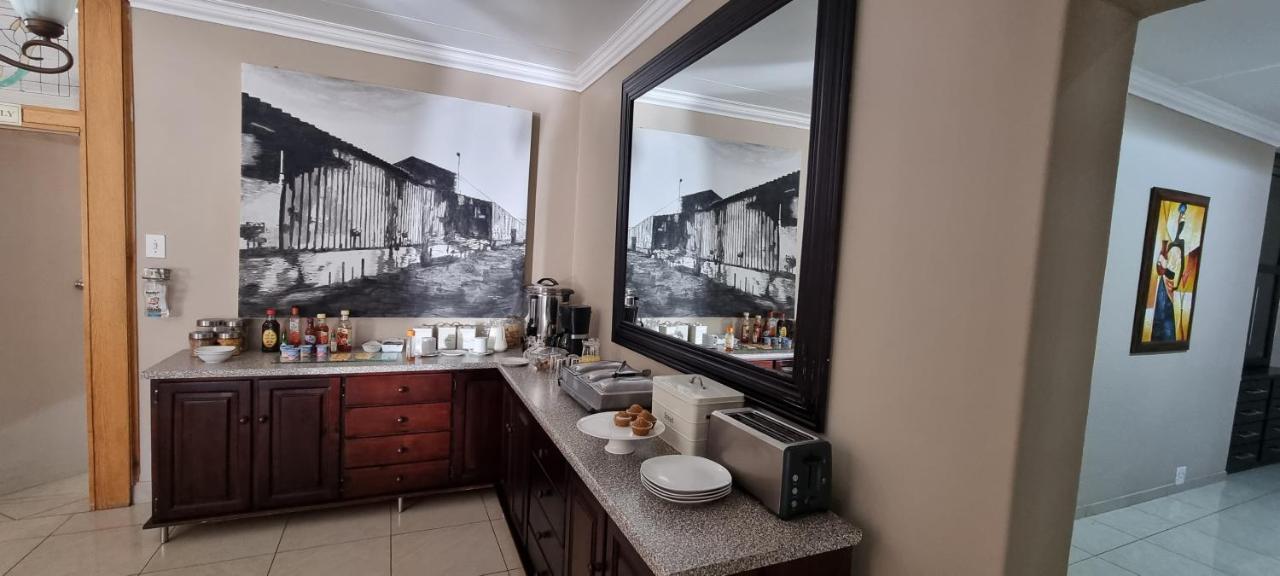 Heimat Guesthouse Welkom Bagian luar foto