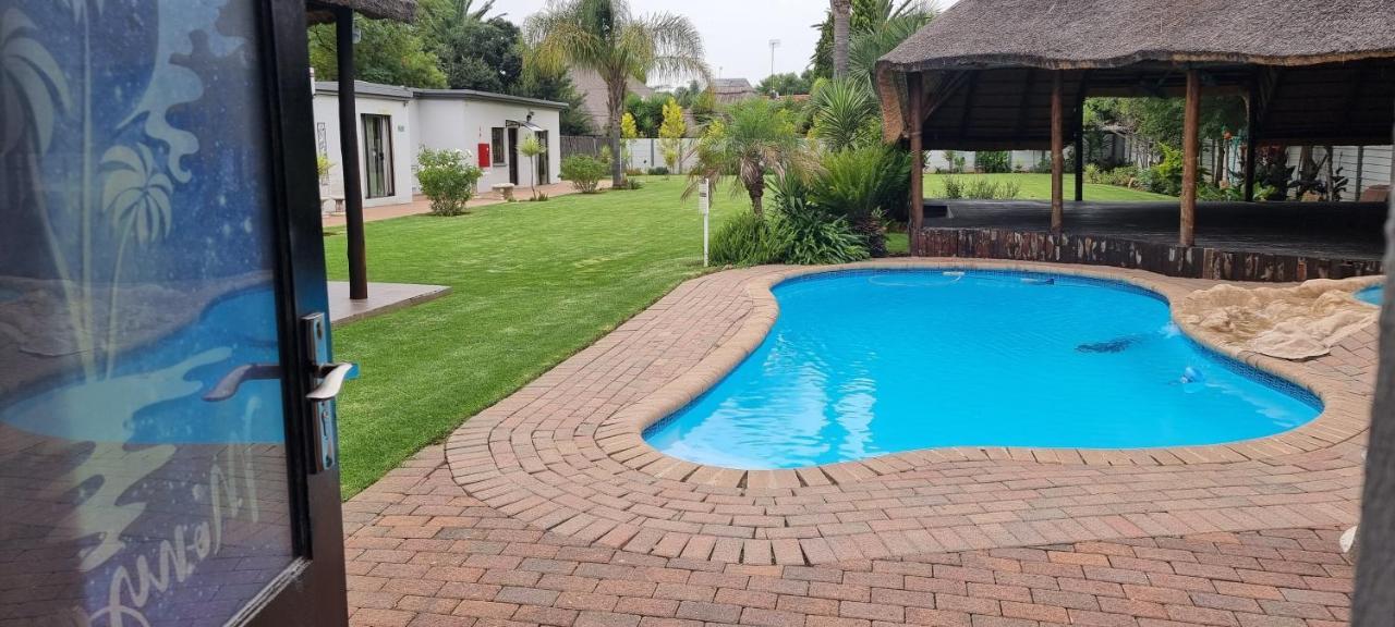 Heimat Guesthouse Welkom Bagian luar foto